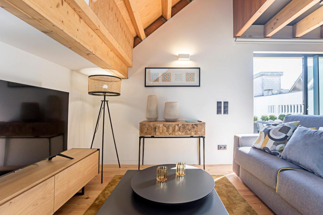 Downtown Duplex W/ Amazing Terrace By Lovelystay 포르투 외부 사진
